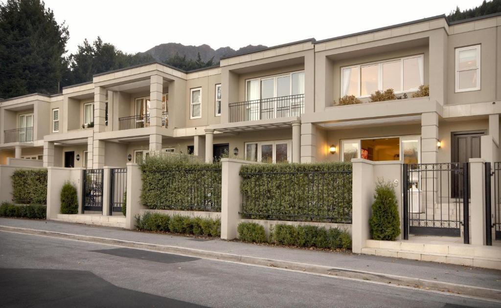 Esplanade Queenstown By Staysouth Exteriör bild