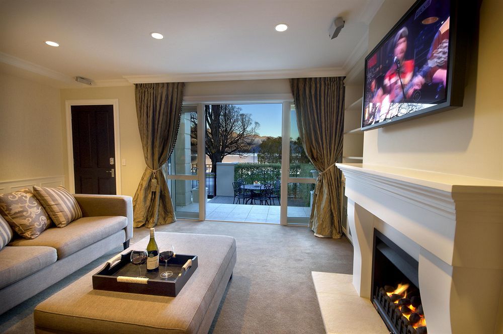 Esplanade Queenstown By Staysouth Exteriör bild